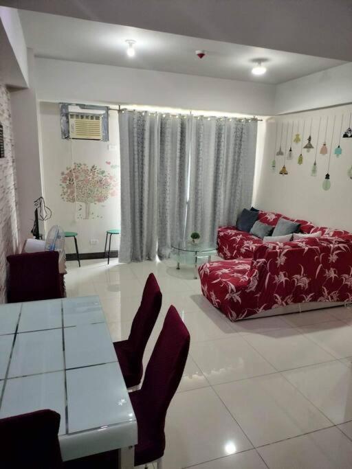 Cubao Manhattan Heights, Unit 8Bc Tower B, 1 Br Манила Экстерьер фото