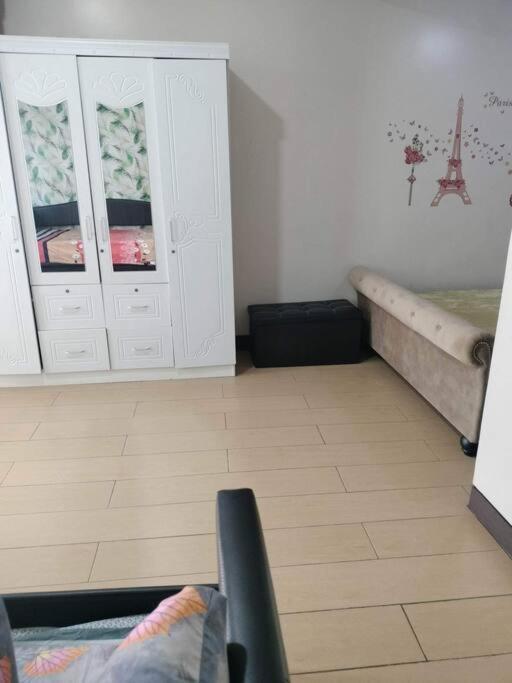 Cubao Manhattan Heights, Unit 8Bc Tower B, 1 Br Манила Экстерьер фото